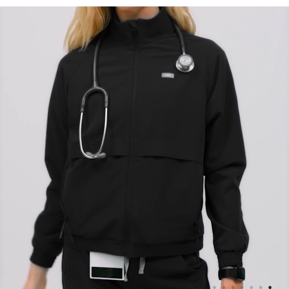 FIGS women’s jacket size Medium